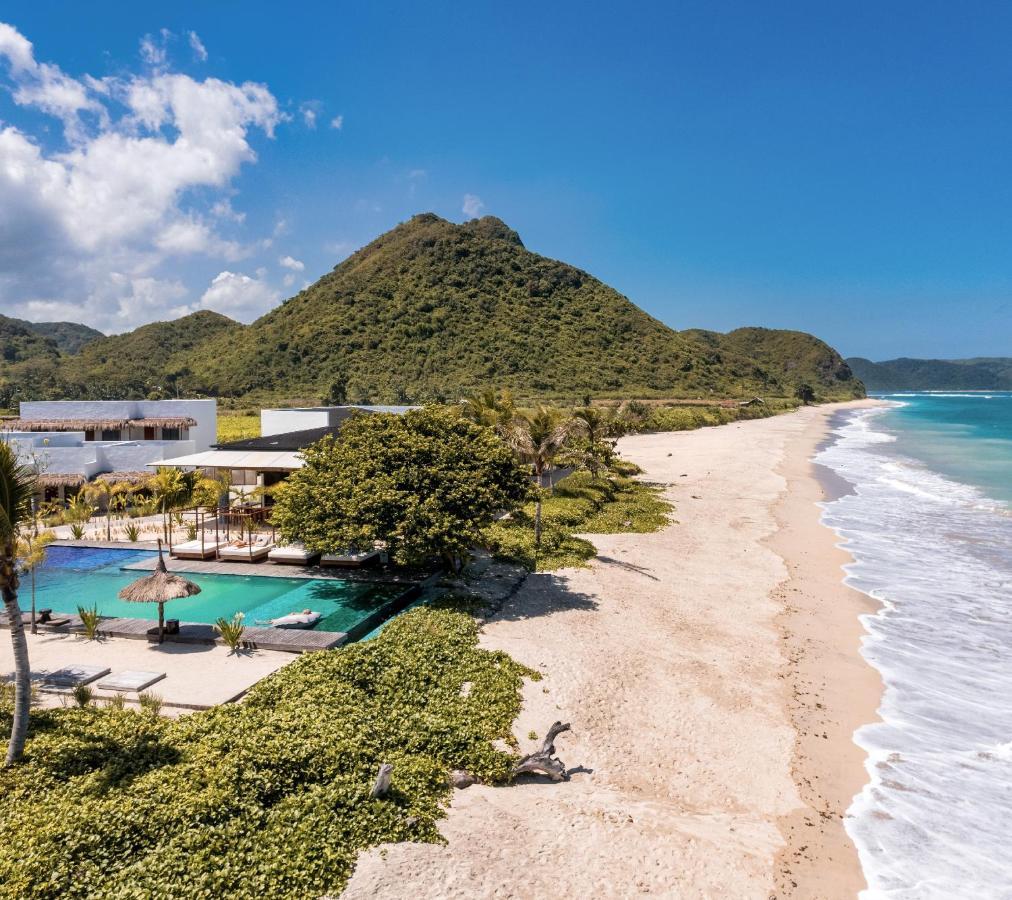 Amber Lombok Beach Resort Selong Belanak Luaran gambar